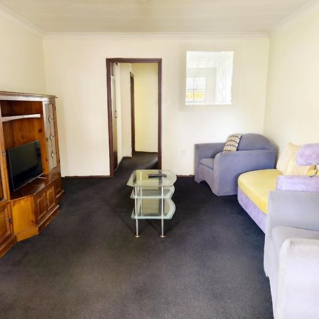 Ferry Motel Christchurch Zewnętrze zdjęcie