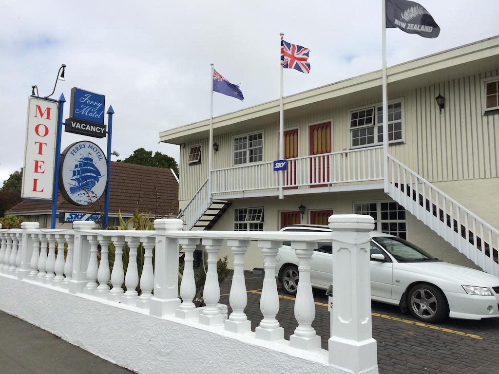 Ferry Motel Christchurch Zewnętrze zdjęcie