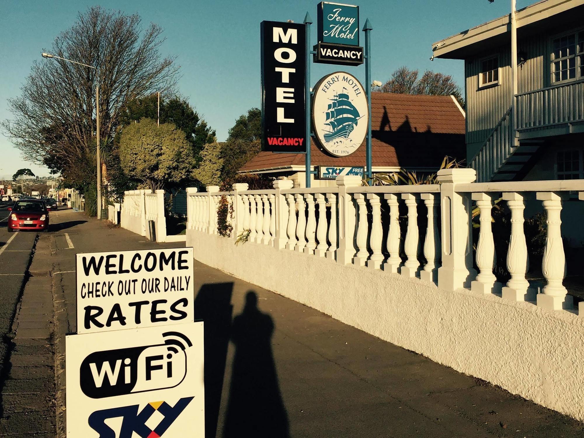 Ferry Motel Christchurch Zewnętrze zdjęcie